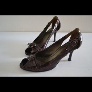 Stuart Weitzman pumps